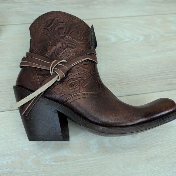 Sundance Dan Post Brown Tooled Leather “Hildegard Boots” Women's Size 8 M New - Picture 9 of 12